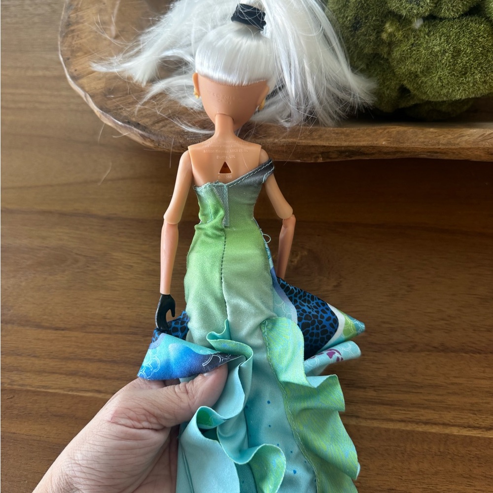 MGA Doll - Project Mc2 Experiments Camryn Nail Polish - Doll With Outfit / EUc - Picture 5 of 6